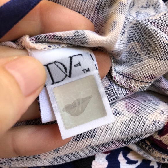 DVF Wrap Dress - Picture 6 of 7